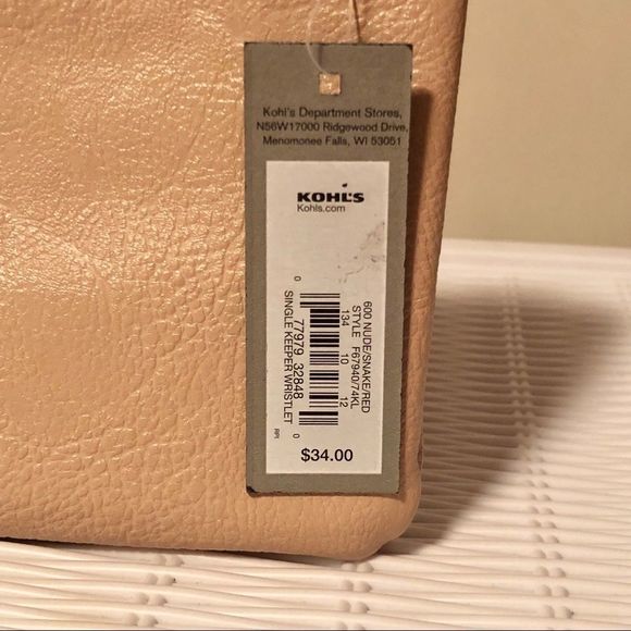 Apt. 9 Tan Red Snakeskin Wallet / Wristlet - Picture 6 of 6